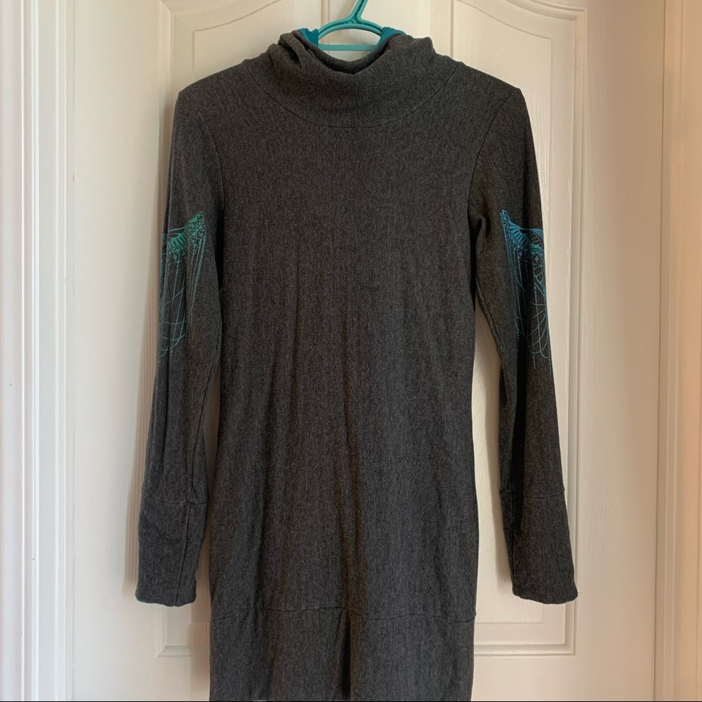 Sea of Wolves Galaxy Hoodie Dress - Picture 3 of 8